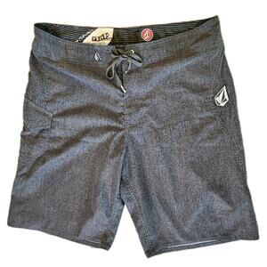 Volcom Surf & Turf Shorts Men's 36 Black Pure Function 2 Way Stretch Boardies
